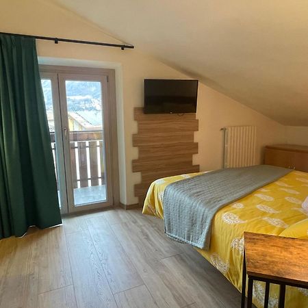 Residence S Lucia - Appartamenti Alle Porte Di Bormio Valdisotto Kültér fotó