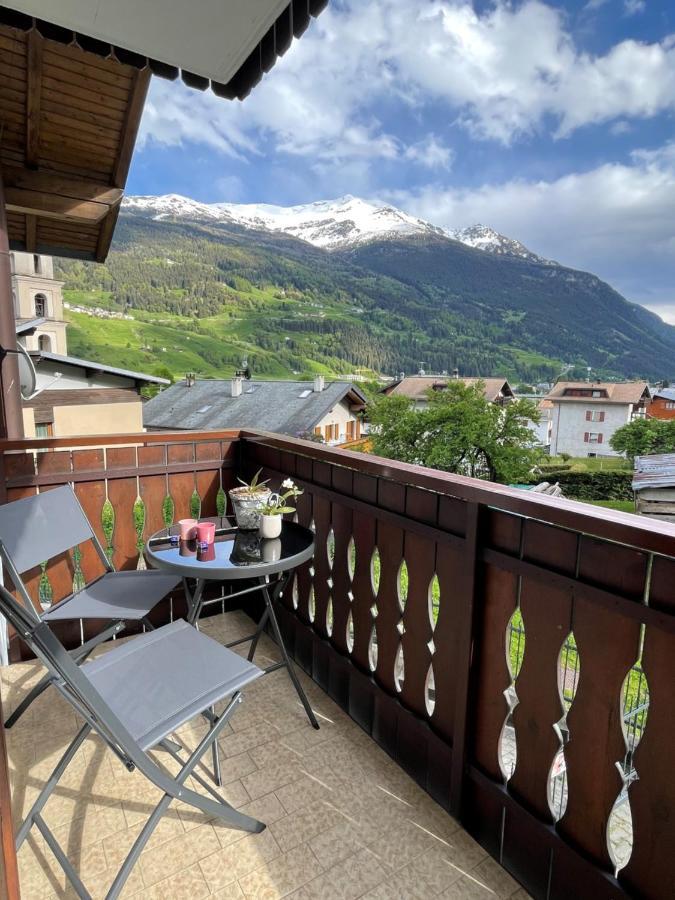 Residence S Lucia - Appartamenti Alle Porte Di Bormio Valdisotto Kültér fotó